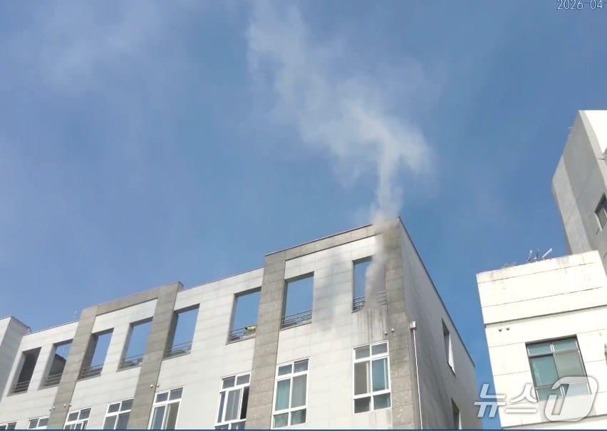 본문 이미지 - 화재 현장. (경기도소방재난본부 제공. 재판매 및 DB 금지) 2026.4.29/뉴스1