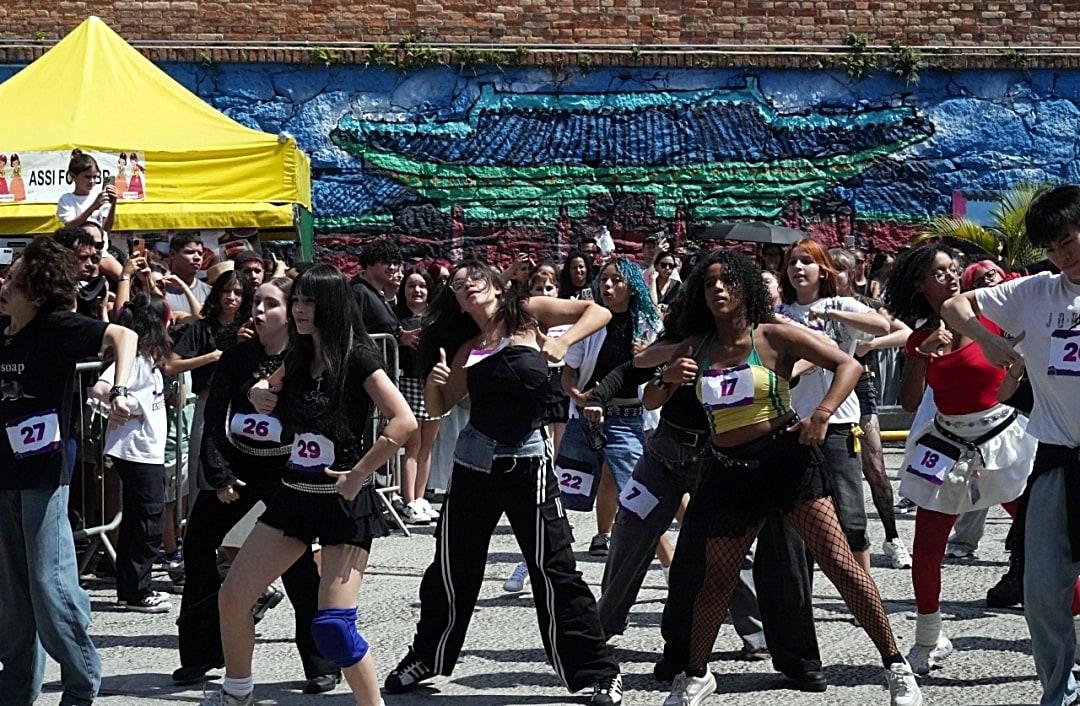 본문 이미지 - K팝 랜덤 플레이 댄스 in 상파울루(애경산업 제공)