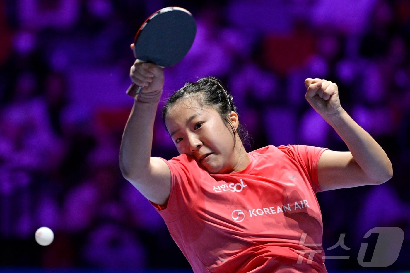 본문 이미지 - 신유빈이 2026 ITTF 월드컵 여자 단식 8강에 진출했다. ⓒ 신화=뉴스1