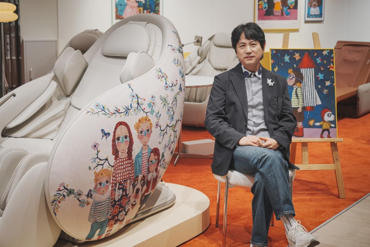 본문 이미지 - 세라젬 현대백화점 압구정점 서호성 작가 협업 파우제 M8 Fit 아트 에디션-시크릿 가든(세라젬 제공)