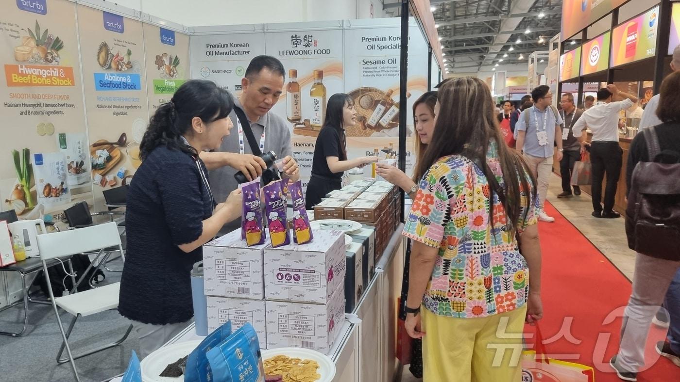 본문 이미지 - 해남군 지난 4월 싱가폴국제식품박람회 참가 (해남군 제공. 재판매 및 DB금지) ⓒ 뉴스1 