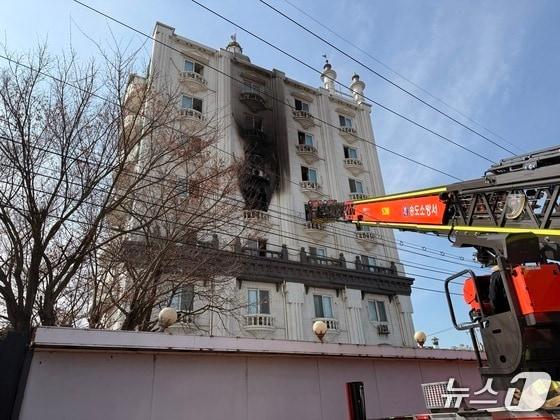 본문 이미지 - 화재현장(인천소방본부 제공/뉴스1)