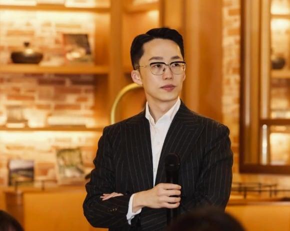 본문 이미지 - 유튜버 성제준 씨. (인스타그램 갈무리)