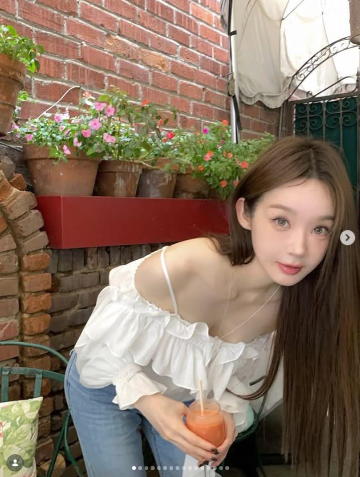 본문 이미지 - 강민경 인스타그램 캡처