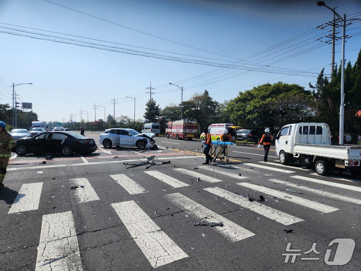 본문 이미지 - 사고 현장(제주소방본부 제공. 재판매 및 DB금지)/뉴스1