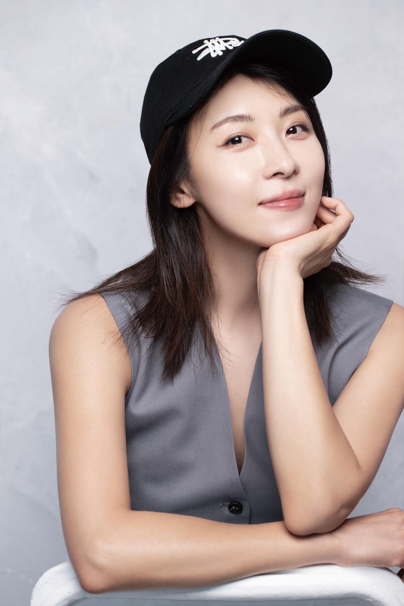 본문 이미지 - 배우 하지원 / 해와달엔터테인먼트 제공