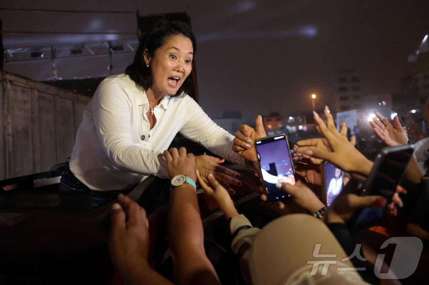 본문 이미지 - 페루 대선에 출마한 알베르토 후지모리 전 대통령의 딸 게이코 후지모리 <자료사진> ⓒ AFP=뉴스1