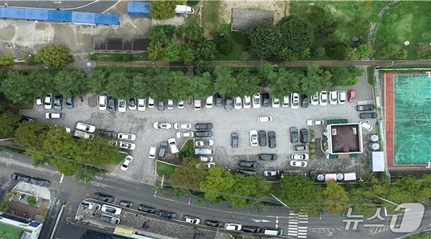 본문 이미지 - 의암공원 주차장 전경.(춘천시 제공, 재판매 및 DB금지)