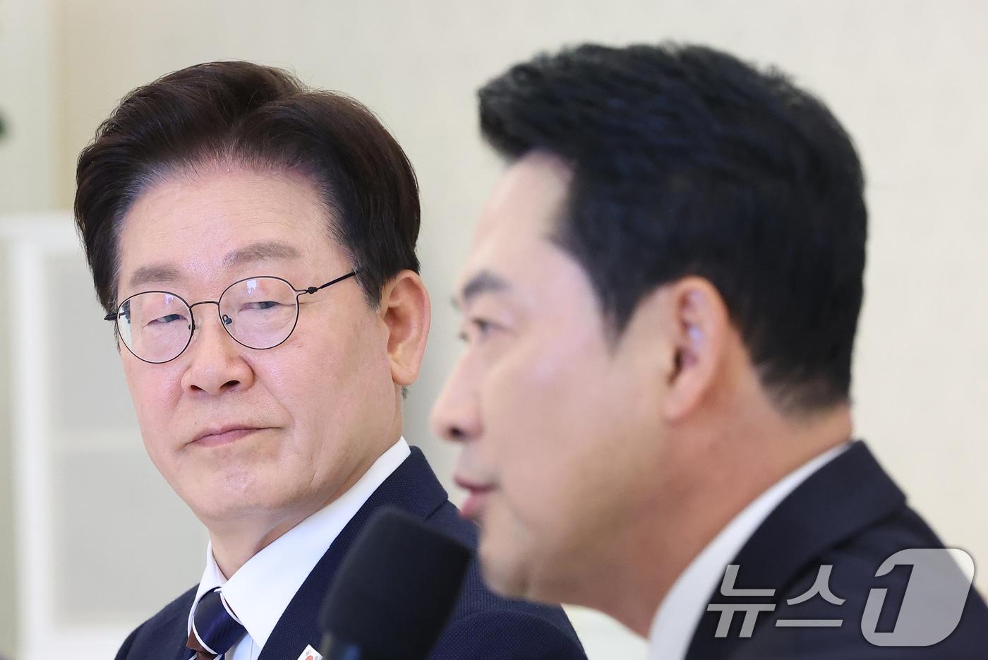 본문 이미지 - 이재명 대통령과 장동혁 국민의힘 대표 (청와대통신사진기자단) 2026.4.7 ⓒ 뉴스1 이재명 기자
