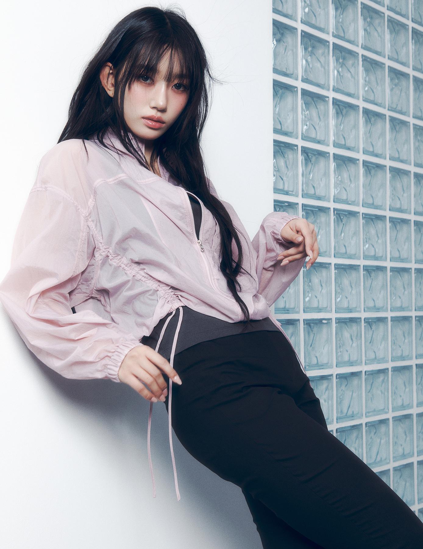 본문 이미지 - 미야오 수인이 함께 한 '구호플러스' 2026년 여름 컬렉션 화보(삼성물산 제공)