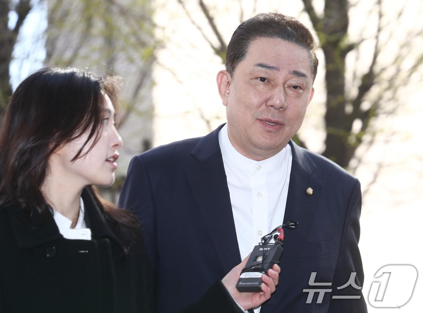 본문 이미지 - 김병기 무소속 의원. ⓒ 뉴스1 김민지 기자