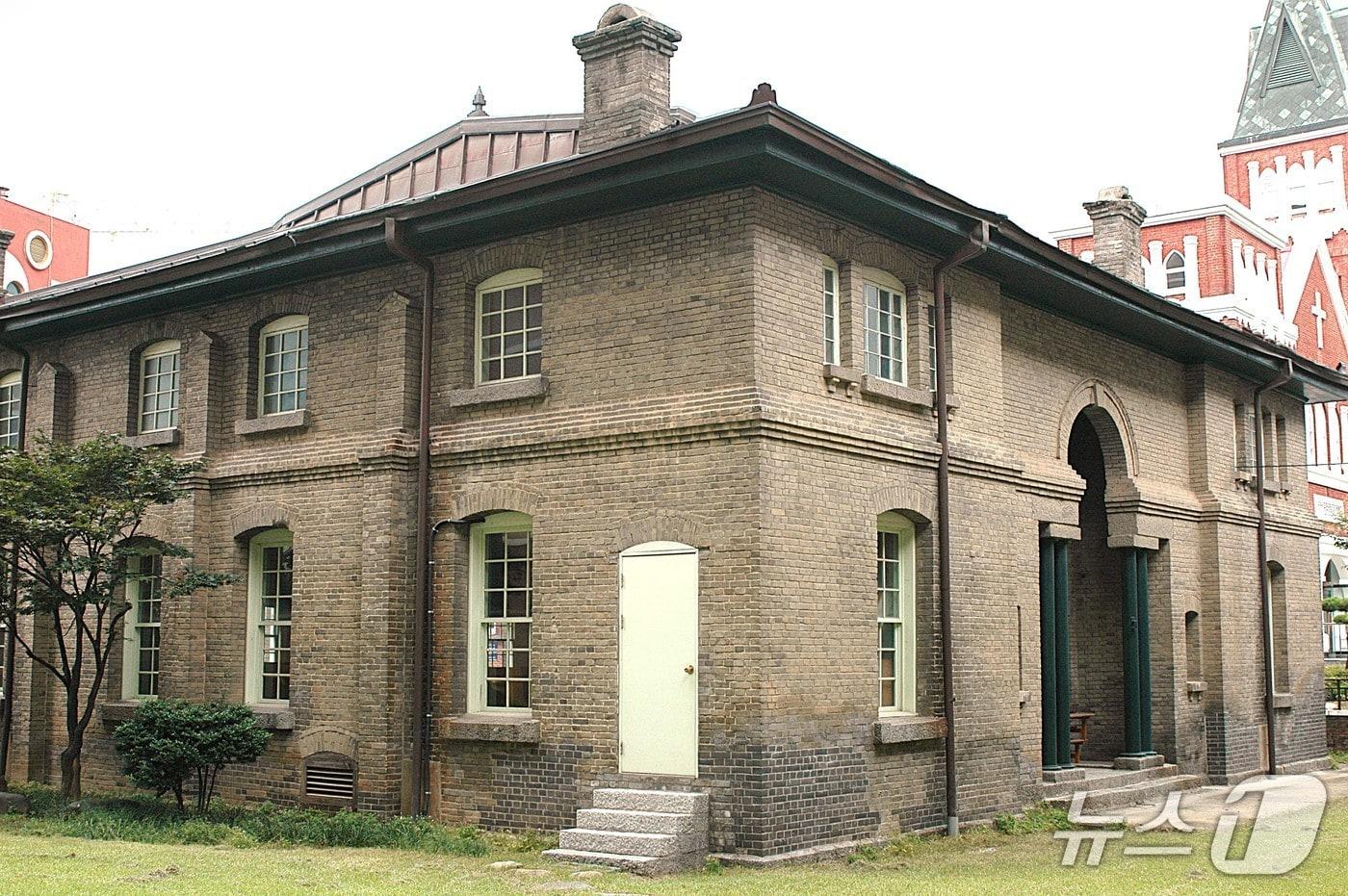 본문 이미지 - 광주시 지정문화유산인 오웬기념각(광주시 제공)2026.4.8/뉴스1