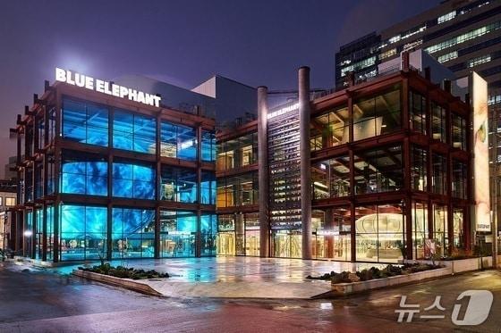 본문 이미지 - 블루엘리펀트 제공