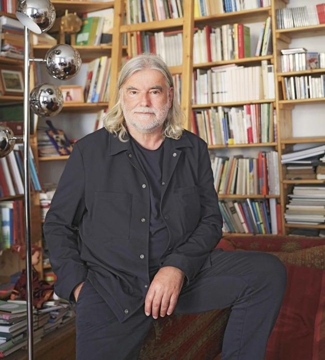 본문 이미지 - 하인츠 야니쉬(c) Nini Tschavoll(한국문화예술위원회 제공)