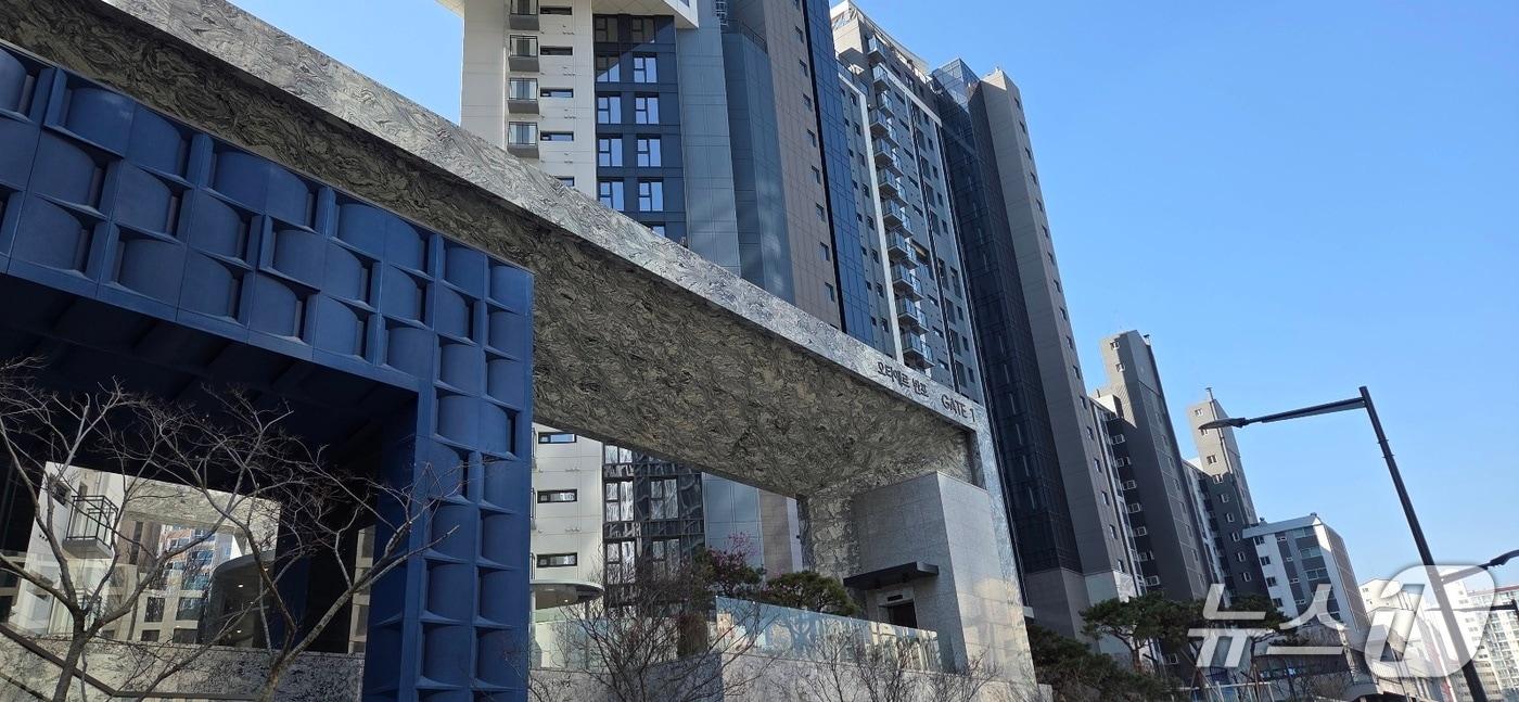 본문 이미지 - 오티에르 반포 전경. 2026.4.8 ⓒ 뉴스1 황보준엽 기자