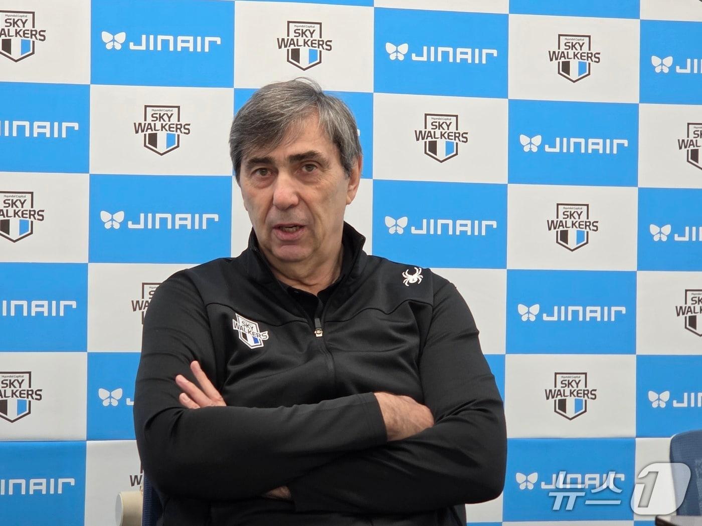 본문 이미지 - 필립 블랑 감독 ⓒ News1 안영준 기자 