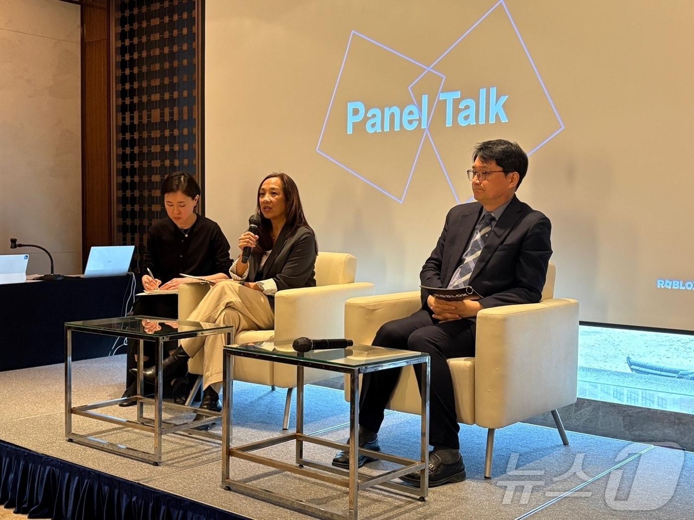 본문 이미지 - 타미 바우믹 로블록스 시민의식 및 파트너십 부사장이 9일 오전 서울 중구 웨스틴조선 호텔에서 열린 로블록스 디지털 시민의식 미디어 브리핑에서 발언하고 있다.2026.4.9 ⓒ 뉴스1 김민재 기자