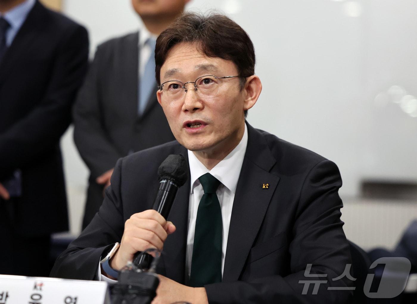 본문 이미지 - 박윤영 KT 대표. 2026.4.9 ⓒ 뉴스1 김진환 기자