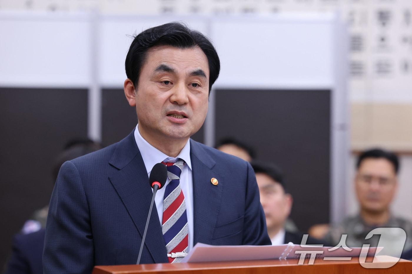 본문 이미지 - 안규백 국방부 장관. 2026.4.9 ⓒ 뉴스1 신웅수 기자