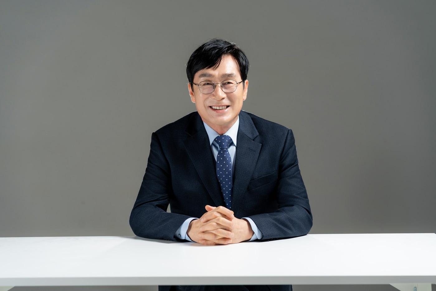 본문 이미지 - 더불어민주당 이장섭 청주시장 후보.