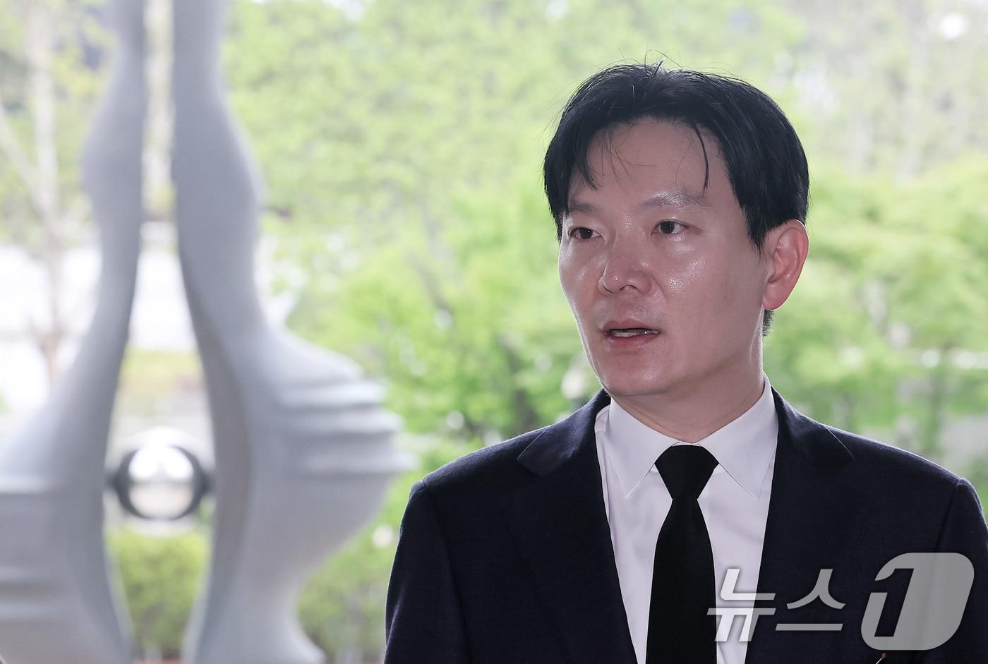 본문 이미지 - 쌍방울 대북송금 사건 수사 과정에서 '연어 술파티 진술 회유 의혹'을 받는 박상용 인천지검 부부장검사. 2026.5.11 ⓒ 뉴스1 김성진 기자
