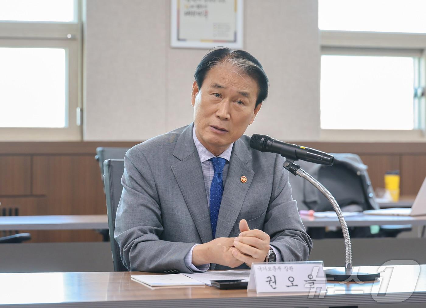본문 이미지 - 권오을 국가보훈부 장관.  (국가보훈부 제공. 재판매 및 DB 금지) ⓒ 뉴스1