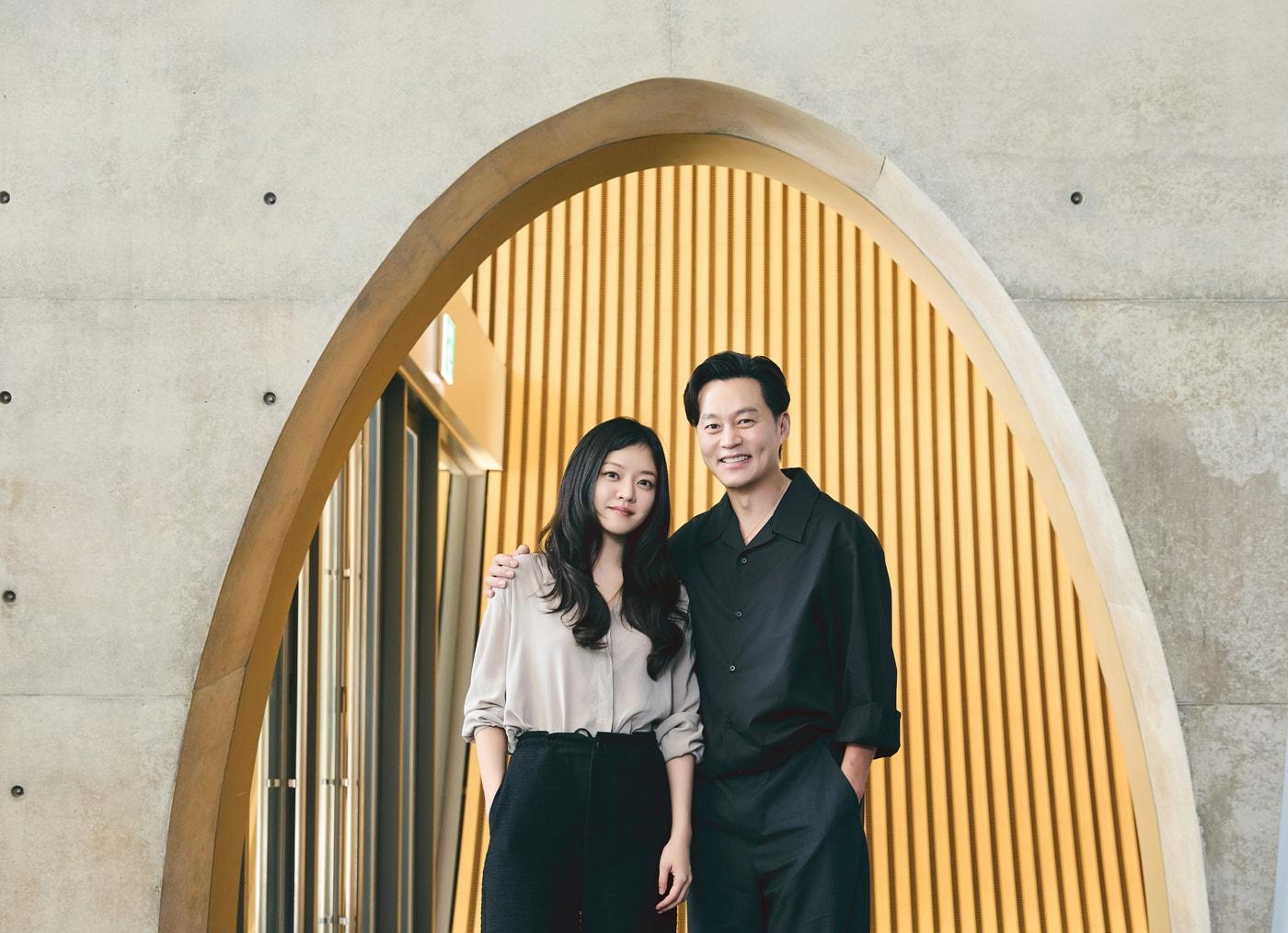 본문 이미지 - 고아성(왼쪽)과 이서진 (LG아트센터 제공)