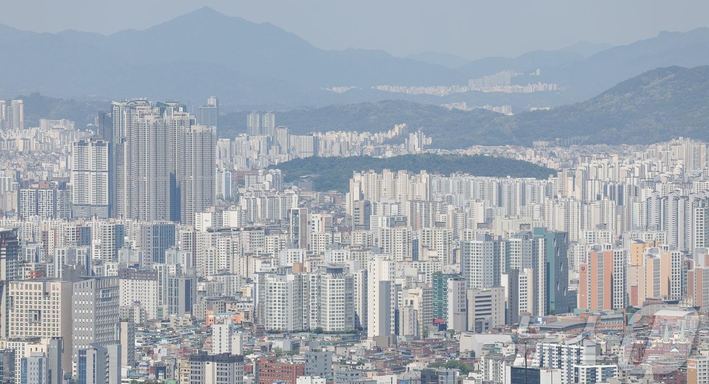 본문 이미지 - 서울 시내 아파트 단지의 모습. 2026.5.14 ⓒ 뉴스1 이종수 인턴기자