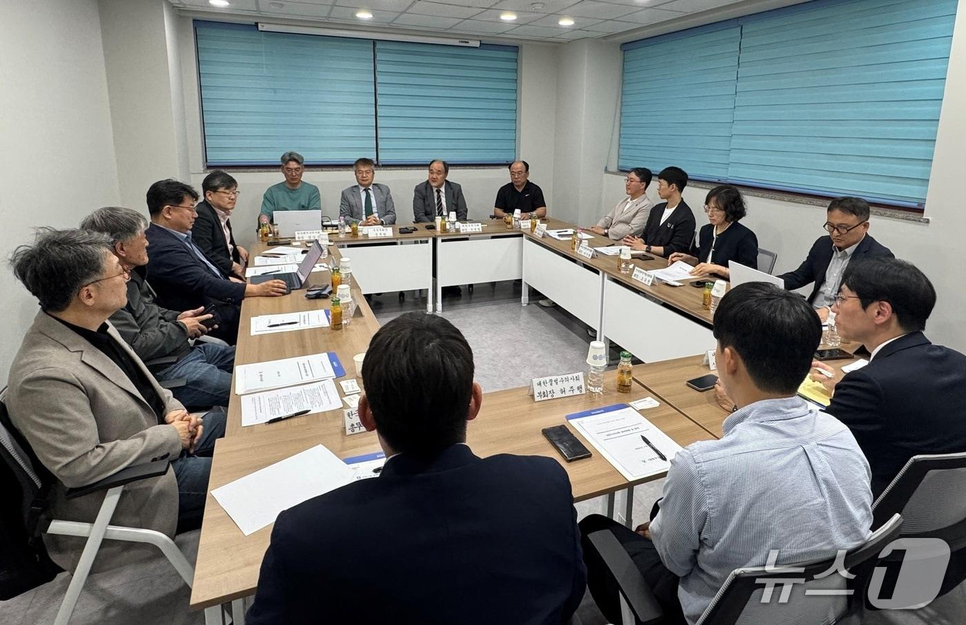 본문 이미지 - 대한수의사회가 5월 13일 수의과학회관에서 2026년도 첫 산하단체장 간담회를 개최했다(수의사회 제공). ⓒ 뉴스1