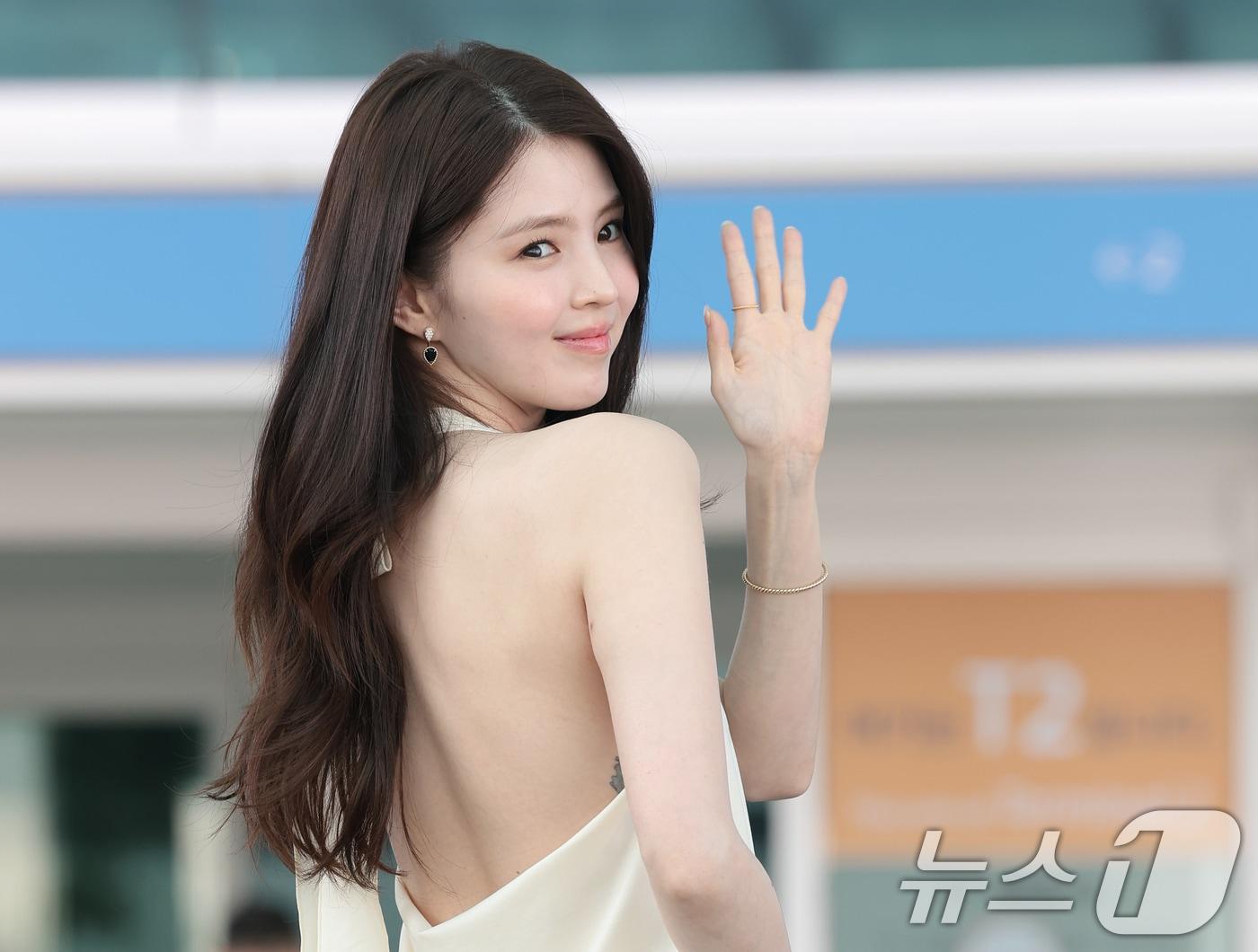 본문 이미지 - 배우 한소희가 눈부신 미모를 뽐냈다. ⓒ 뉴스1 권현진 기자