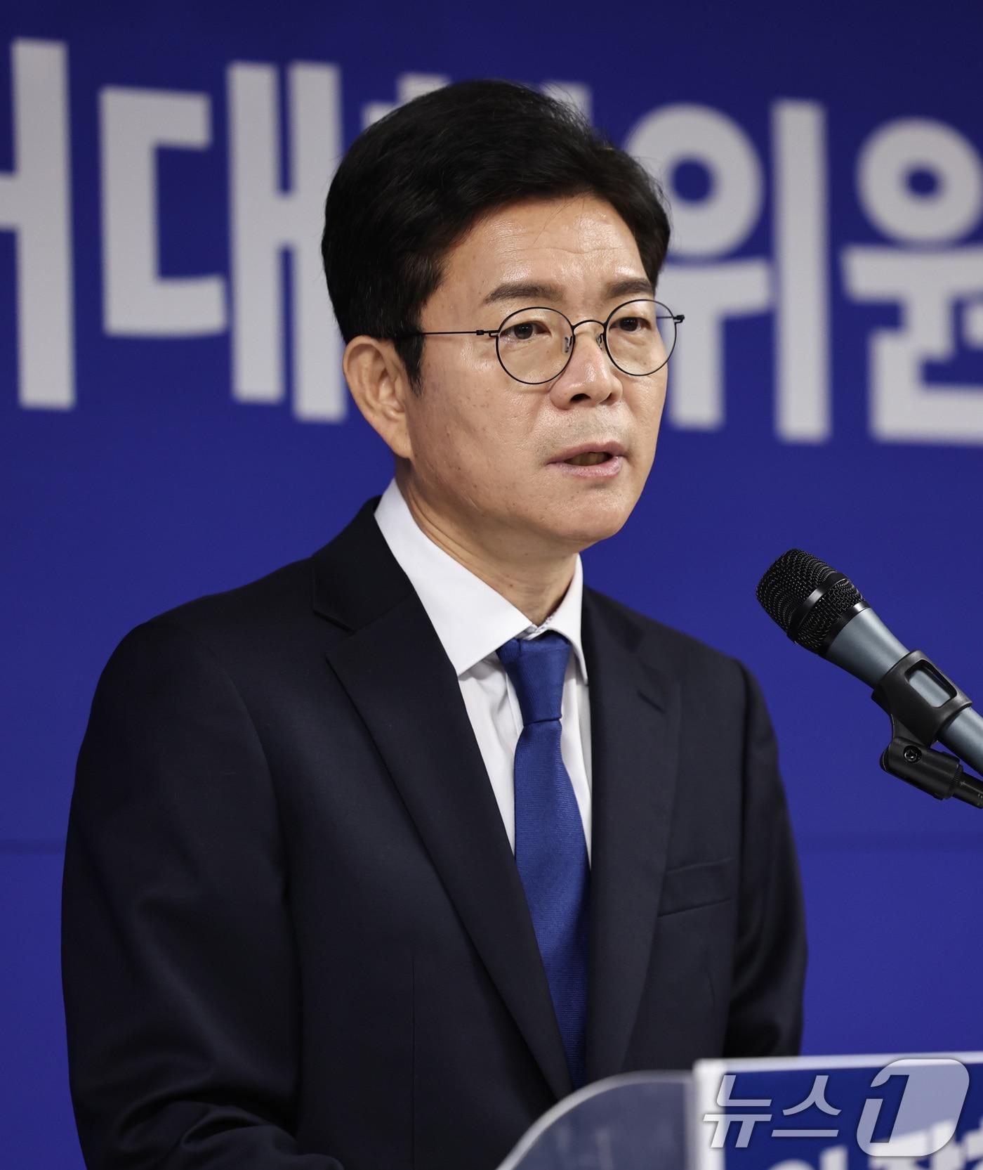 본문 이미지 - 정원오 더불어민주당 서울시장 후보가 19일 오전 서울 중구 선거사무실에서 열린 제3차 선거대책위원회 회의에서 모두발언을 하고 있다. 2026.5.19 ⓒ 뉴스1 구윤성 기자