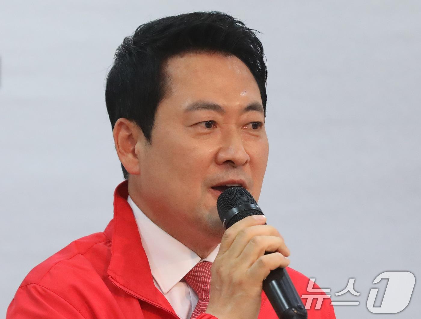 본문 이미지 - 장동혁 국민의힘 상임선거대책위원장이 19일 오후 경남 창원 의창구 국민의힘 경남도당에서 열린 경남선거대책위원회 발대식 및 필승결의대회에서 발언하고 있다. 2026.5.19 ⓒ 뉴스1 윤일지 기자