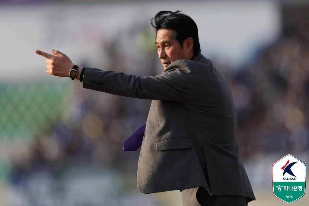 본문 이미지 - 유병훈 안양 감독(한국프로축구연맹 제공) 