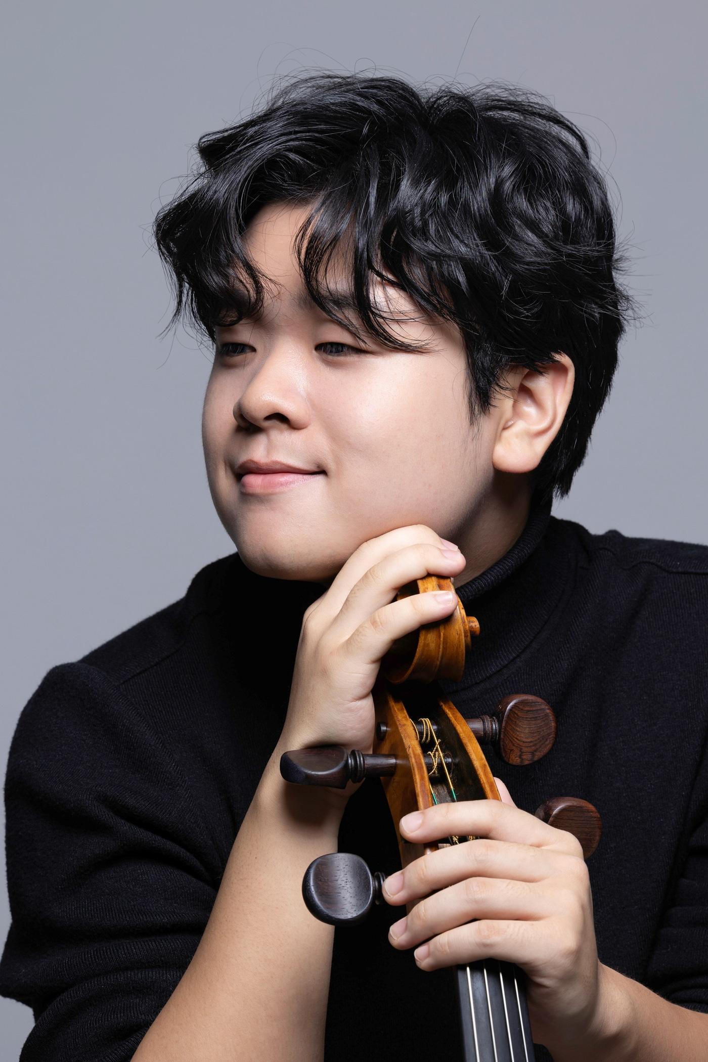 본문 이미지 - 첼리스트 한재민(c)Bonsook Koo(빈체로 제공)