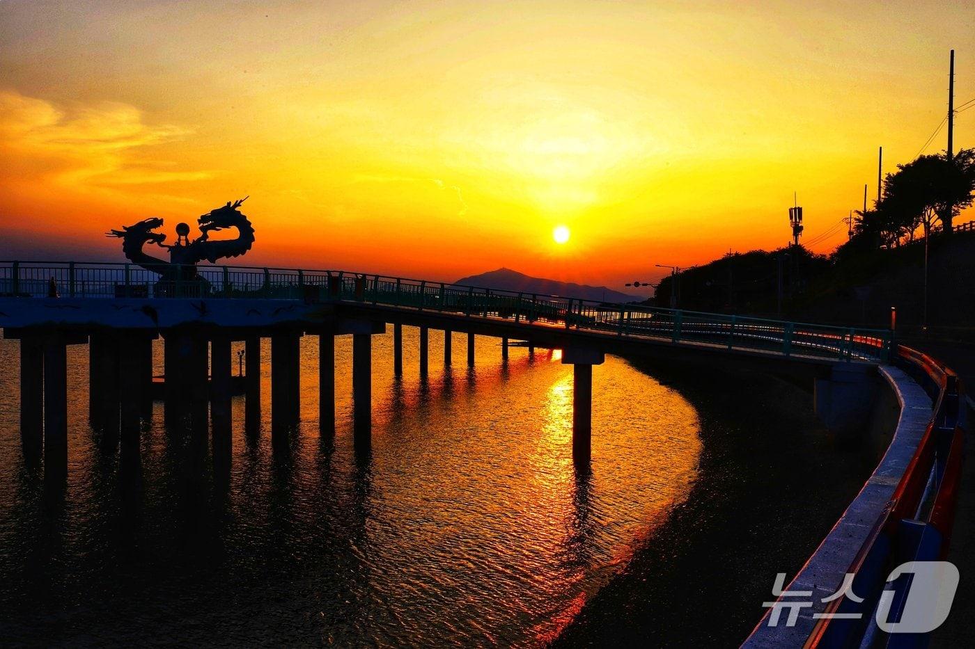 본문 이미지 - 사천 노을전망교(사천시 제공. 재판매 및 DB금지).