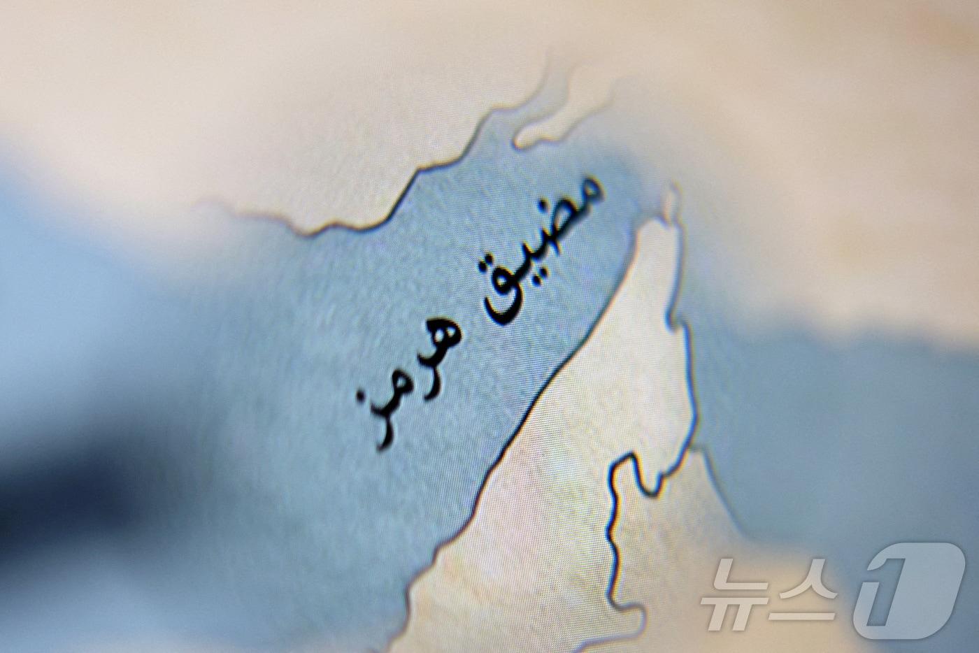 본문 이미지 - 호르무즈 해협 지도. 2026.3.26 ⓒ 로이터=뉴스1 (자료사진)