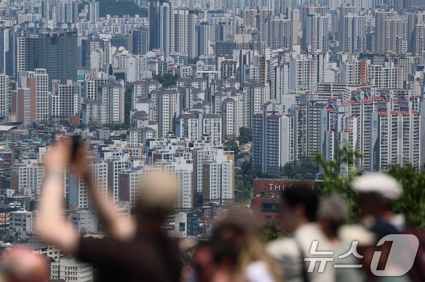 본문 이미지 - 사진은 이날 남산에서 바라본 서울 아파트 단지 모습. 2026.5.29 ⓒ 뉴스1 오대일 기자
