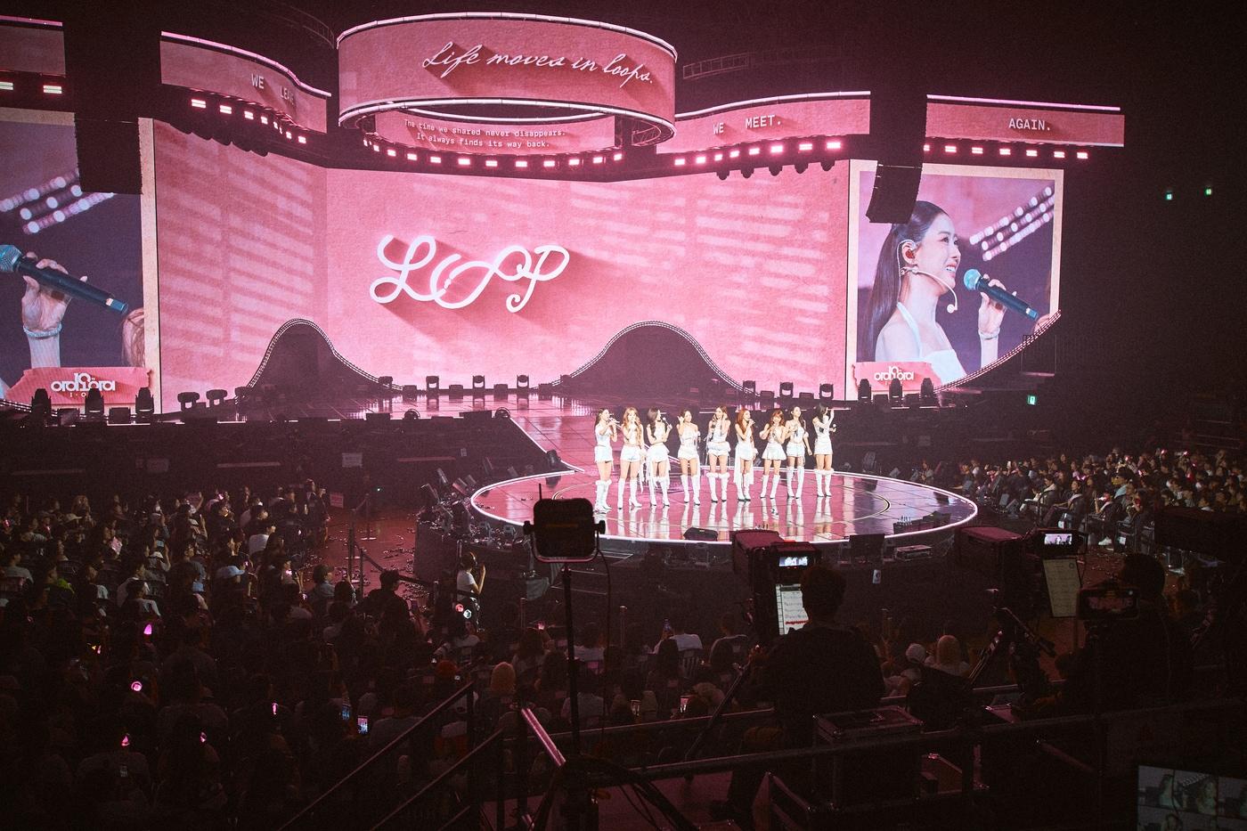 본문 이미지 - 아이오아이 콘서트/스윙엔터테인먼트 제공