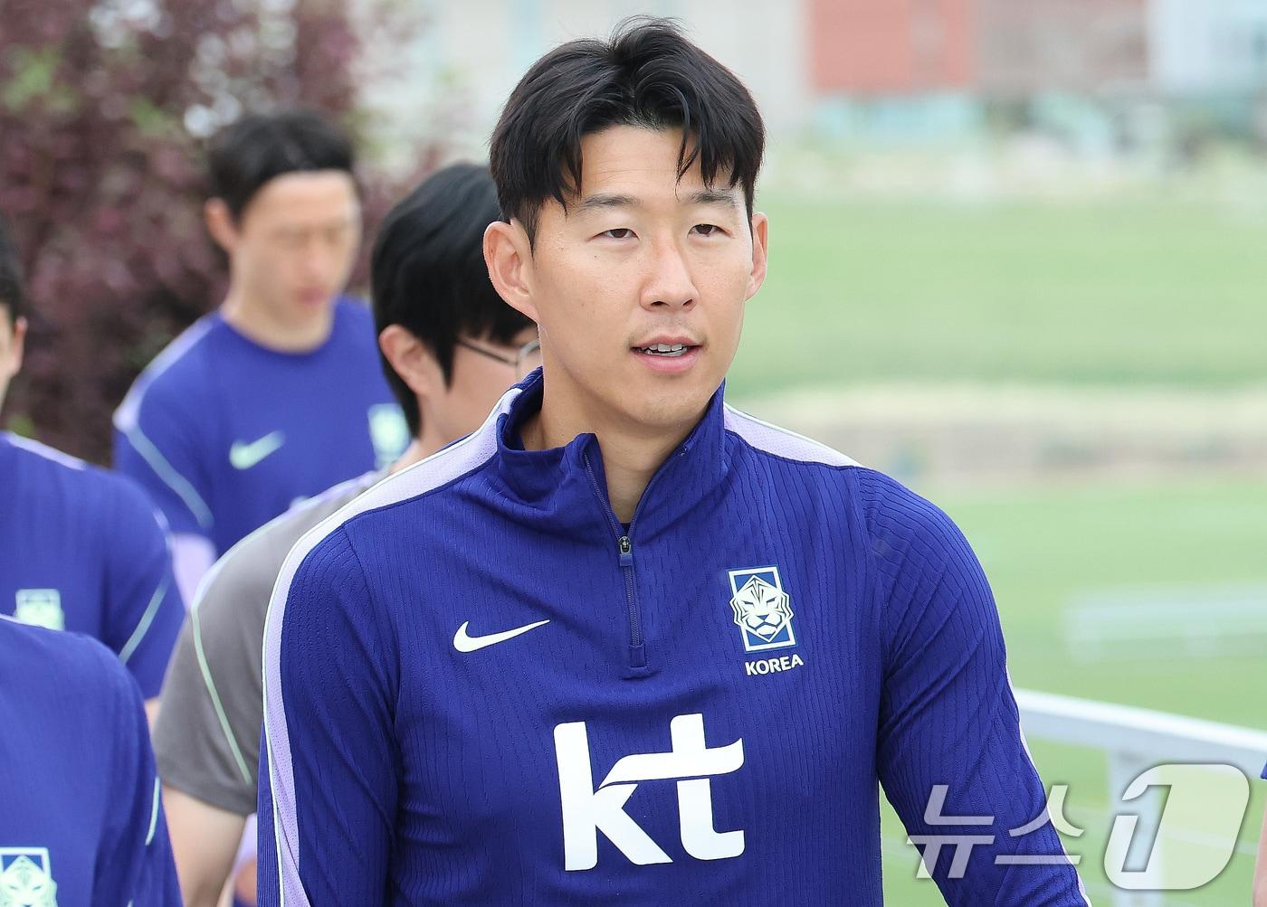 본문 이미지 - 대한민국 축구대표팀 손흥민이 29일(현지시간) 미국 유타주 헤리먼에 위치한 자이언스뱅크 트레이닝센터에서 훈련에 나서고 있다. 2026.5.30 ⓒ 뉴스1 임세영 기자