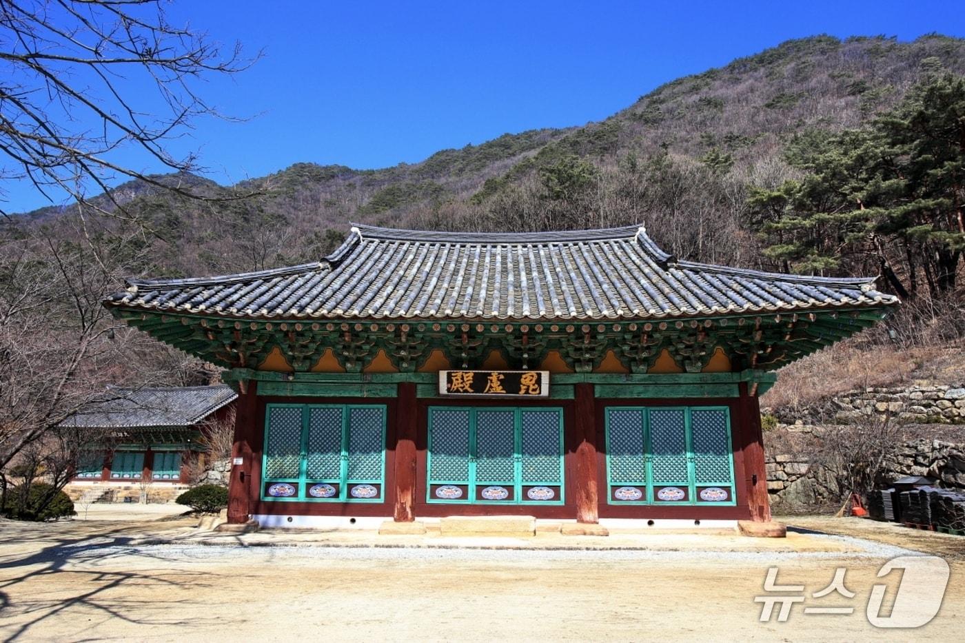 본문 이미지 - 괴산 각연사 비로전(괴산군 제공. 재판매 및 DB금지)