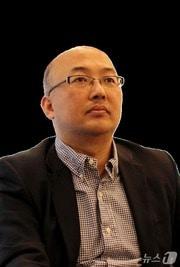본문 이미지 - 대한의사학회 차기 회장에 선출된 신규환 고려대 의과대학 의인문학교실 교수.(고려대 의과대학 제공)
