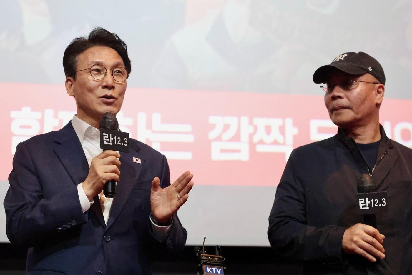 본문 이미지 - 김민석 국무총리(왼쪽)와 이명세 감독 