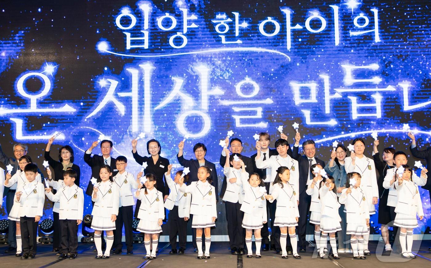 본문 이미지 - 지난 5월 9일 서울 용산구 드래곤시티호텔에서 열린 제21회 입양의날 기념식. (보건복지부 제공. 재판매 및 DB 금지) 2026.5.9 ⓒ 뉴스1