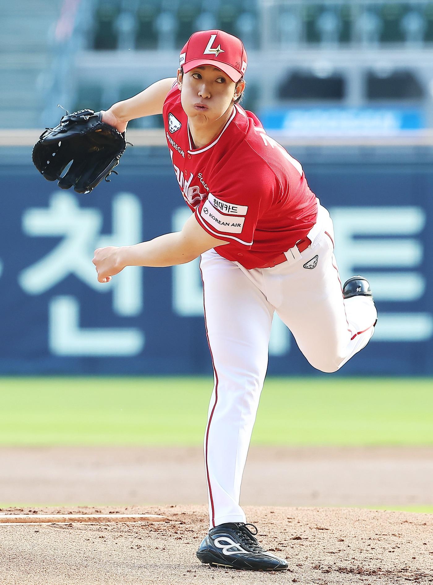 본문 이미지 - SSG 대체 외국인 투수 긴지로.(SSG 랜더스 제공)
