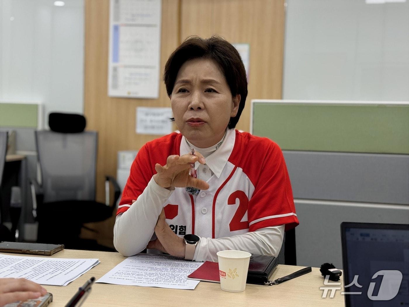 본문 이미지 - 양향자 국민의힘 경기도지사 후보가 1일 오전 경기도의회에서 가진 도의회 출입기자단 간담회에서 첨단산업 육성 등 경기 발전 구상을 밝혔다.2026.06.01/뉴스1 ⓒ News1 송용환 기자