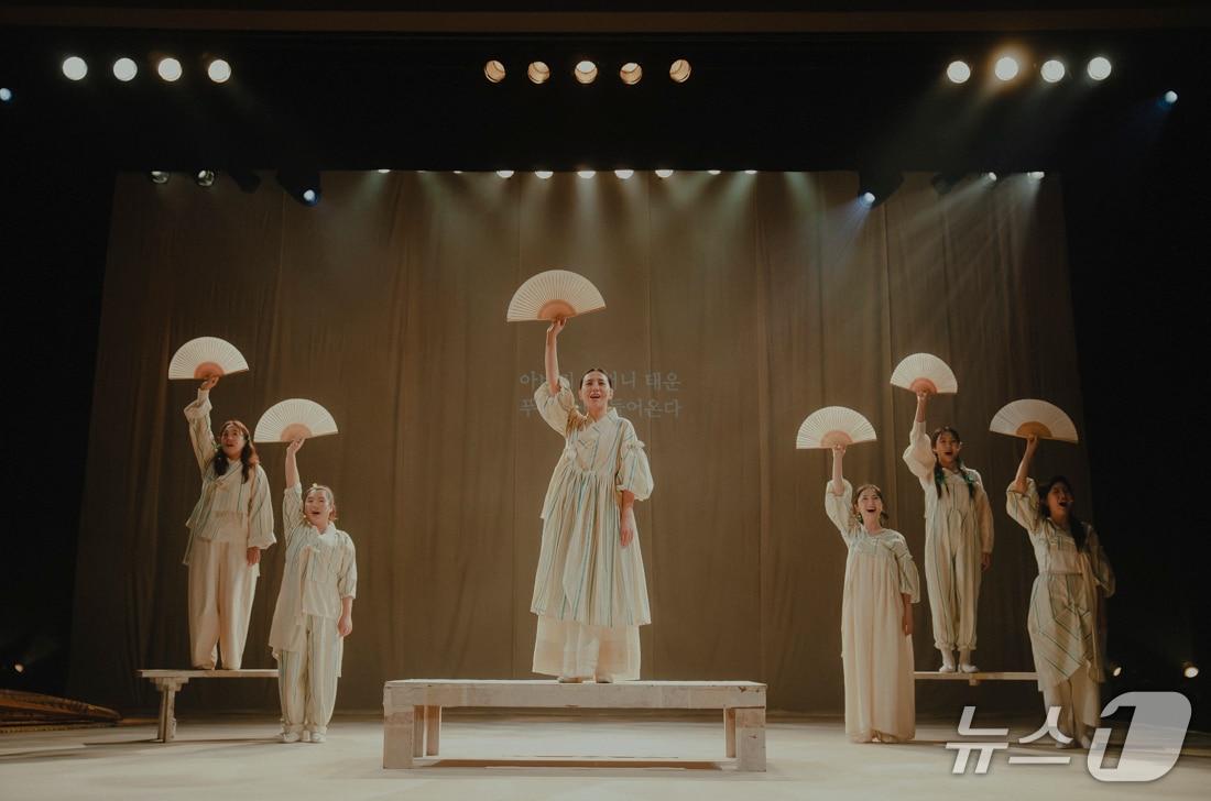 본문 이미지 - 오버더떼창 문전본풀이.(강릉단오제전수교육관 제공, 재판매 및 DB 금지) 2026.6.11/뉴스1