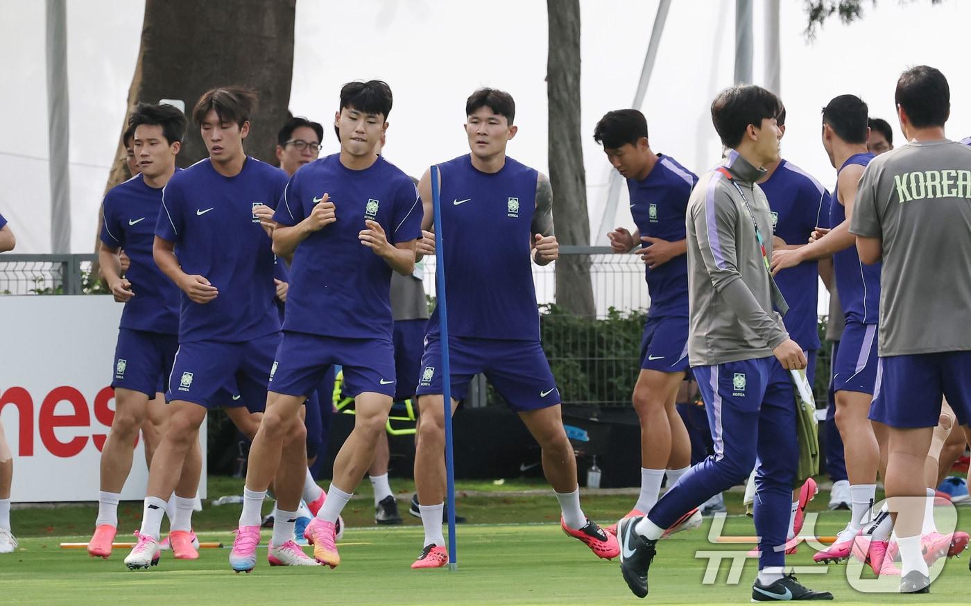 본문 이미지 - 2026 북중미 월드컵에 출전하는 대한민국 축구 국가대표팀 선수들이 10일(현지시간) 멕시코 과달라하라 인근 사포판에 위치한 치바스 바예 베르데에서 훈련을 하고 있다. 2026.6.11 ⓒ 뉴스1 임세영 기자