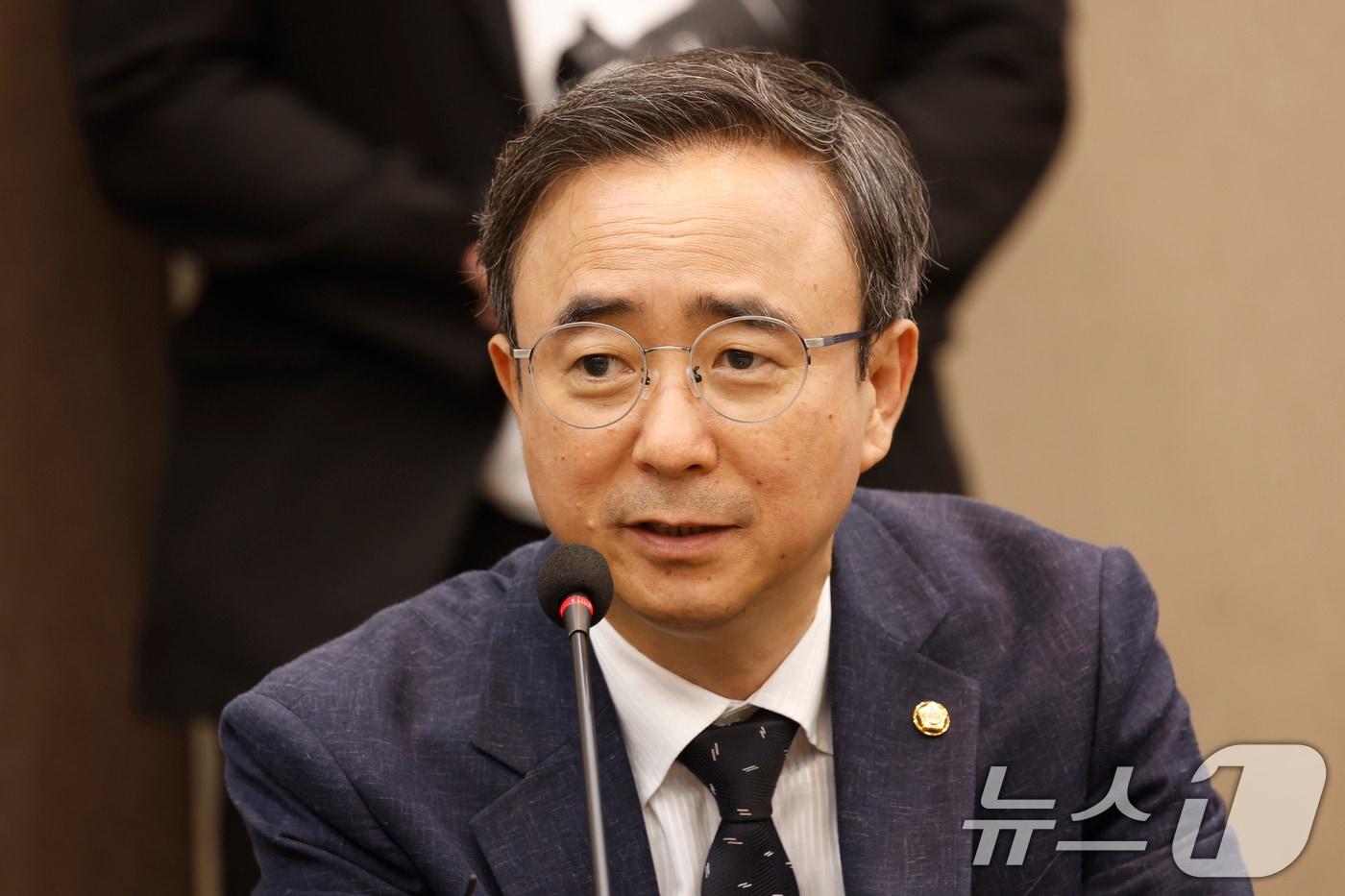 본문 이미지 - 임문영 광주 광산을 국회의원이 12일 오전 광주시 김대중컨벤션센터에서 열린 민주당 전남광주현장 최고위원회의에서 인사말을 하고 있다 2026.6.12 ⓒ 뉴스1 김태성 기자