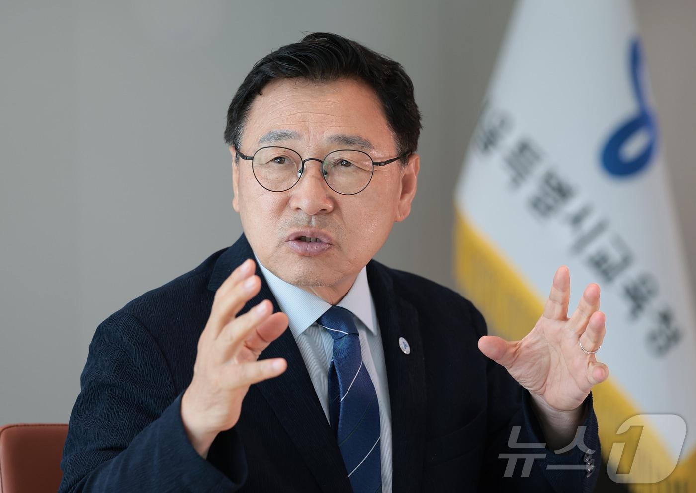 본문 이미지 - 정근식 서울시교육감이 12일 서울 용산구 서울시교육청에서 뉴스1과 인터뷰를 하고 있다. ⓒ 뉴스1 권현진 기자