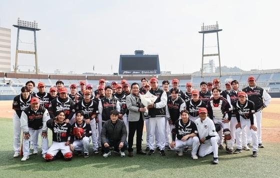 본문 이미지 - 프로야구 최초의 시민구단 울산 웨일즈. (울산 웨일즈 제공)